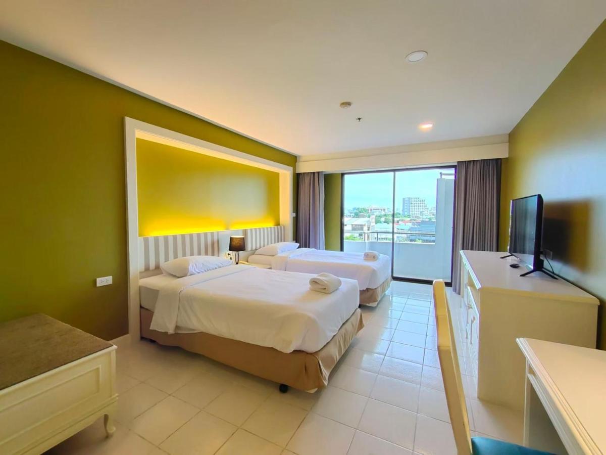 Ebina House - SHA Extra Plus Bangkok Esterno foto