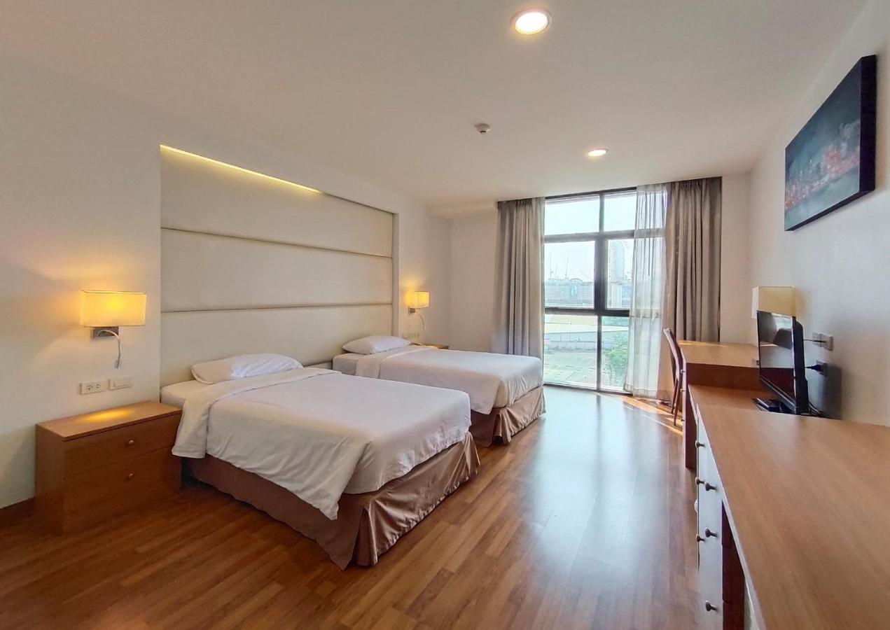 Ebina House - SHA Extra Plus Bangkok Esterno foto