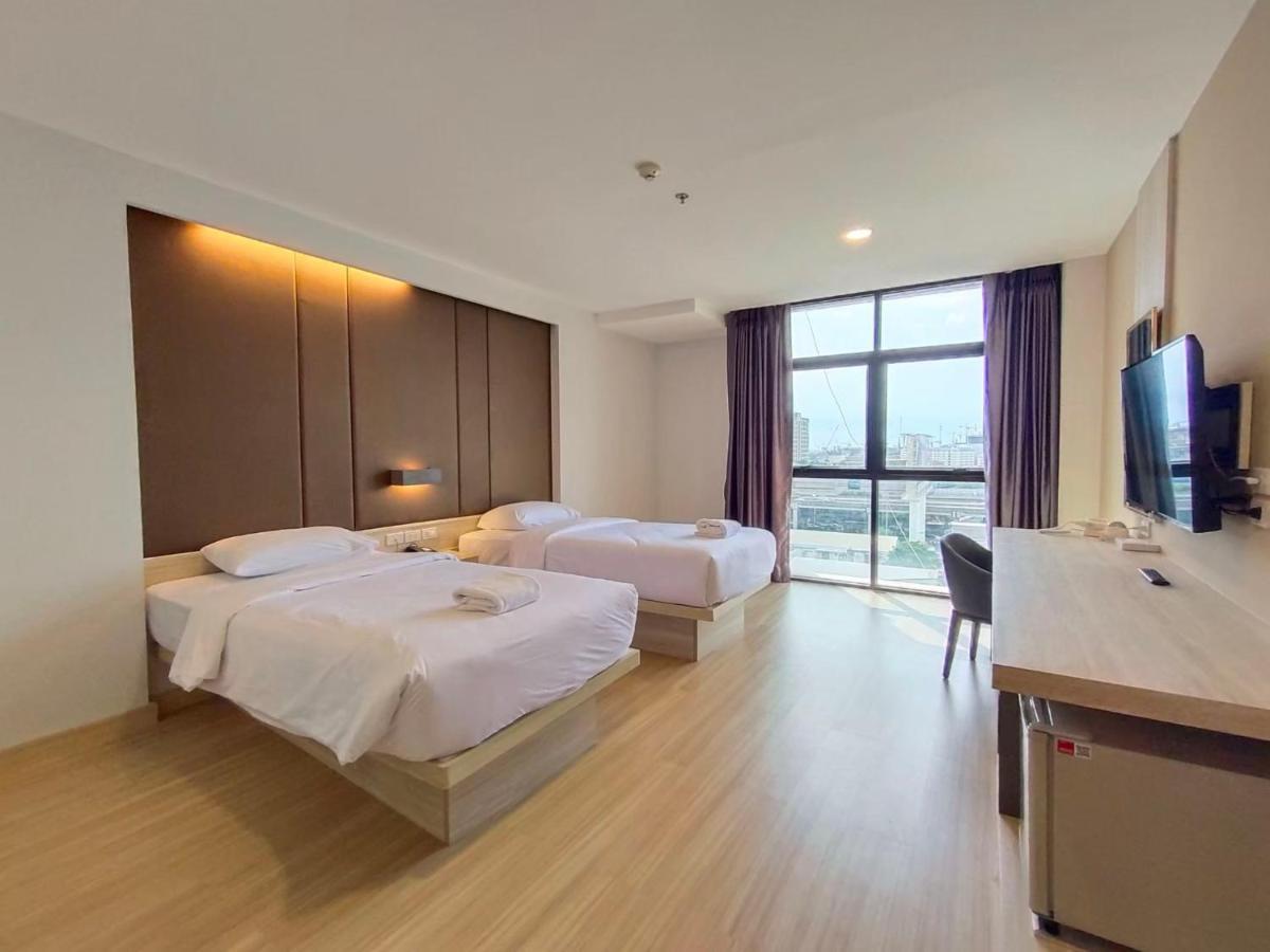 Ebina House - SHA Extra Plus Bangkok Esterno foto