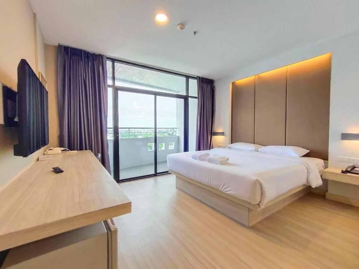 Ebina House - SHA Extra Plus Bangkok Esterno foto