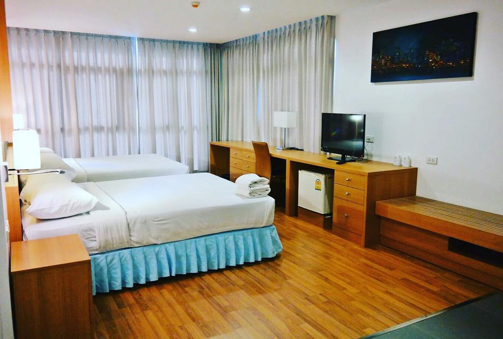 Ebina House - SHA Extra Plus Bangkok Esterno foto