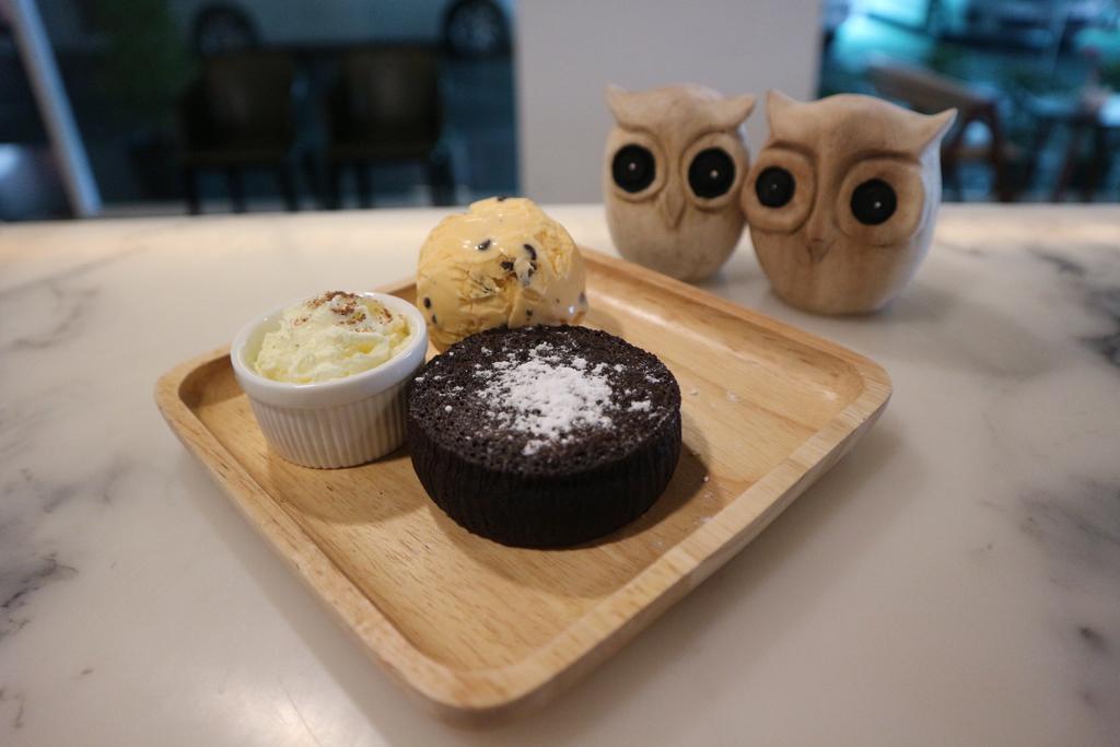 Ebina House - SHA Extra Plus Bangkok Esterno foto